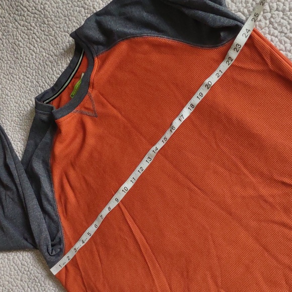 NWT Tek Gear XL Warmtek Performance Long Sleeve Color Block Thermal Shirt - Picture 14 of 15